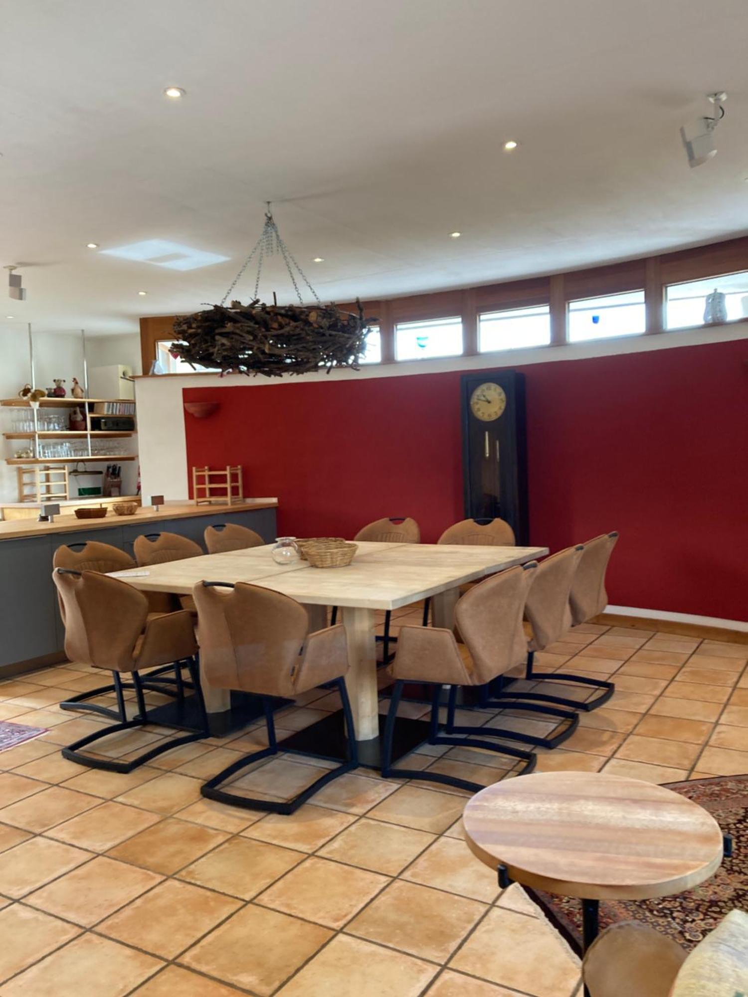 Paulis Cozy 4-Bedroom Vacation Home - With 4 Bathrooms Sun Terrace & Sauna, Nice To Hike & Bike, To Chil & Meet Bullange Exteriér fotografie