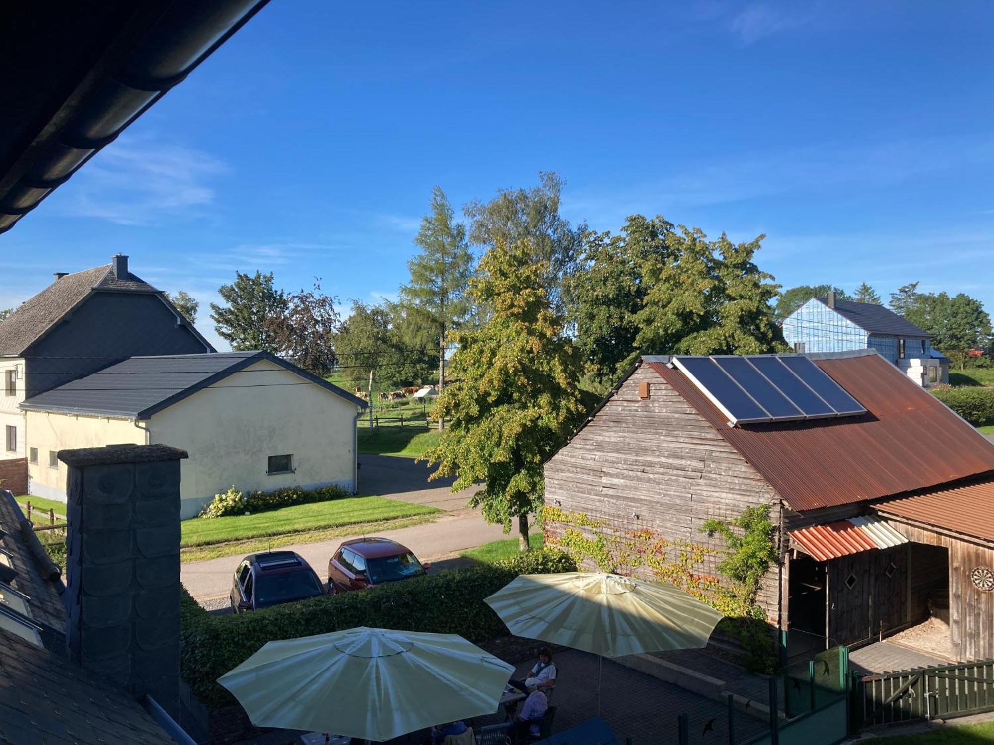 Paulis Cozy 4-Bedroom Vacation Home - With 4 Bathrooms Sun Terrace & Sauna, Nice To Hike & Bike, To Chil & Meet Bullange Exteriér fotografie